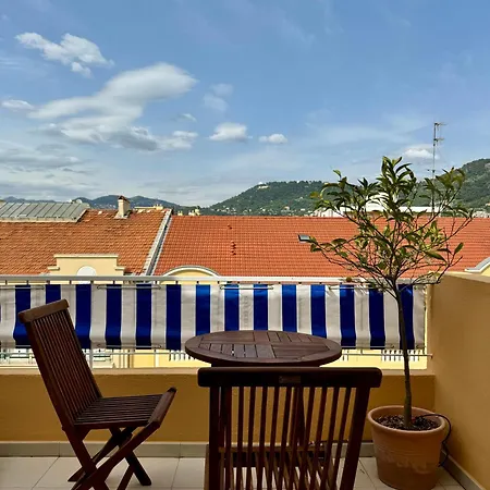 Dernier Etage, Vue Panoramique Colline Du Chateau! 尼斯